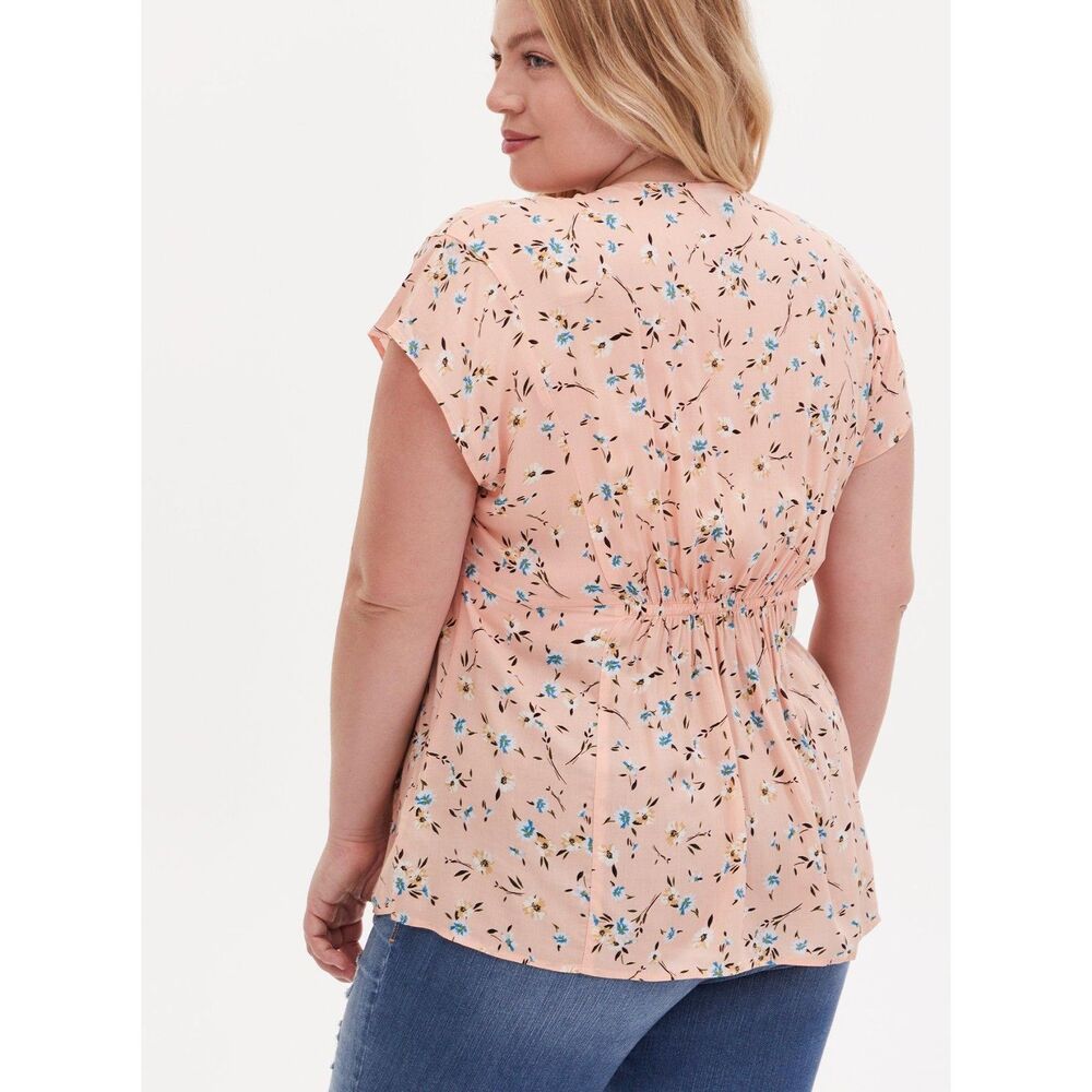 Torrid Size L Peach Floral Fit & Flare Challis Button Front Short Sleeve Blouse - Picture 2 of 10